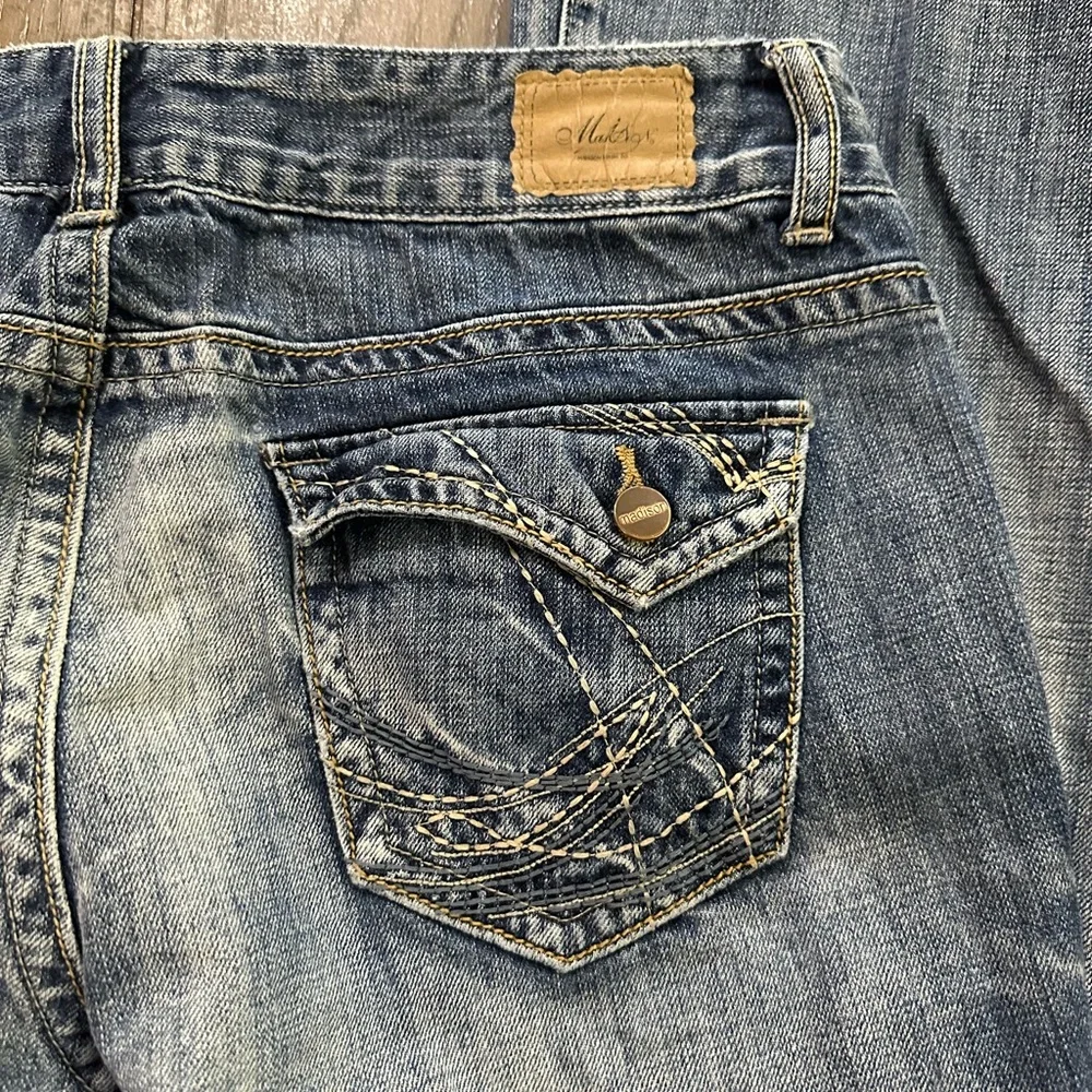 Madison Denim Company Jeans - Picture 8 of 12